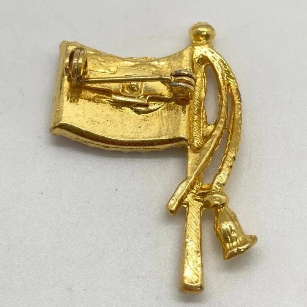 Rhinestone American Flag Brooch‎ Pin Gold Tone Patriotic Red White Blue Jewelry